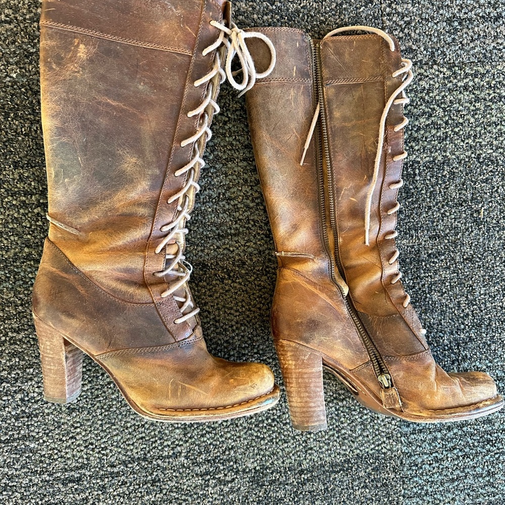 Women’s Frye Villager 6 1/2 boots